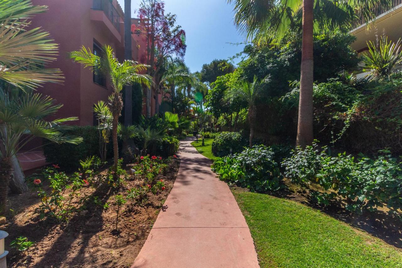 Letmalaga Don Carlos Gardens Marbella Exterior photo